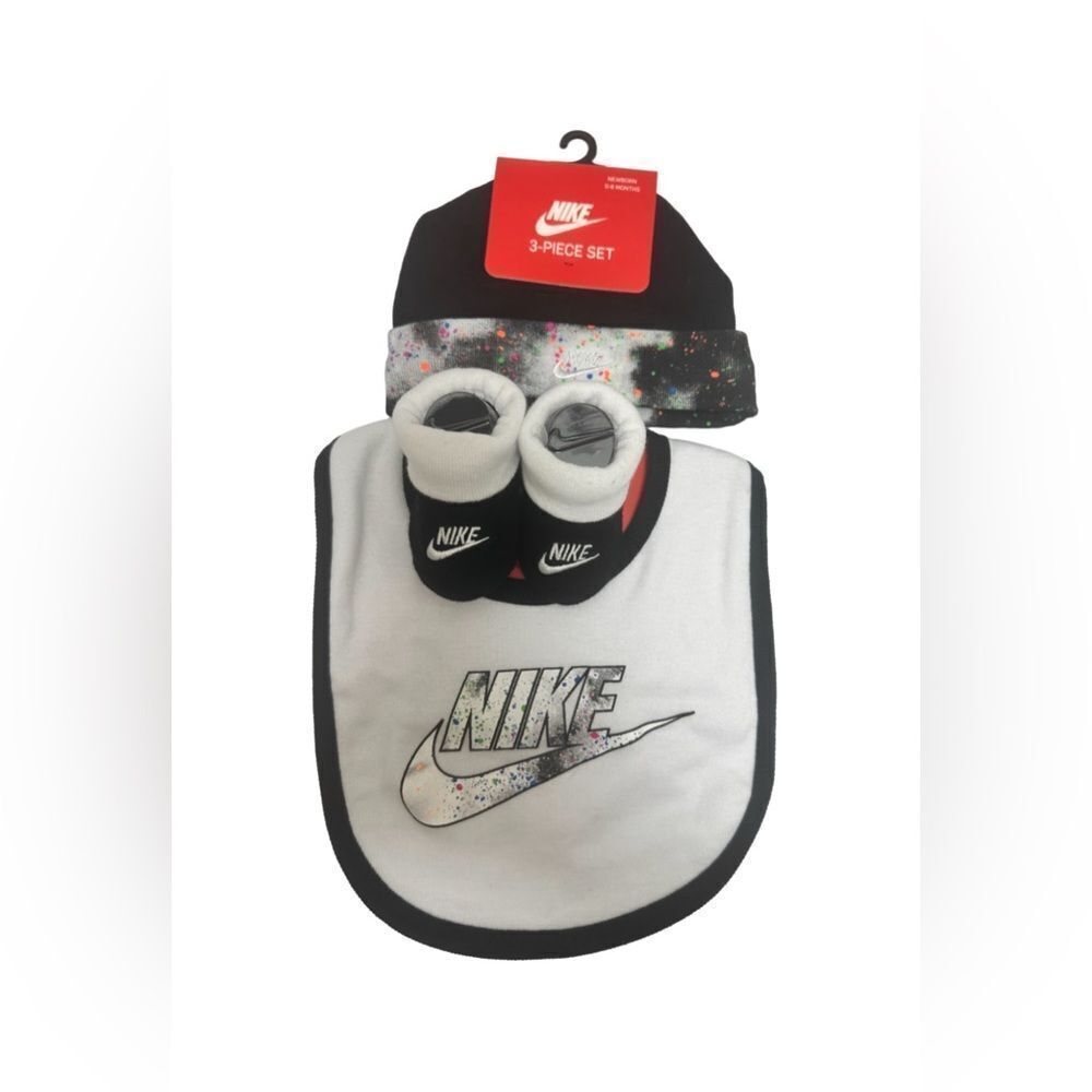 Nike 3 Piece Booties, Hat & Bib Set - Black, White, and Multicolor NWT